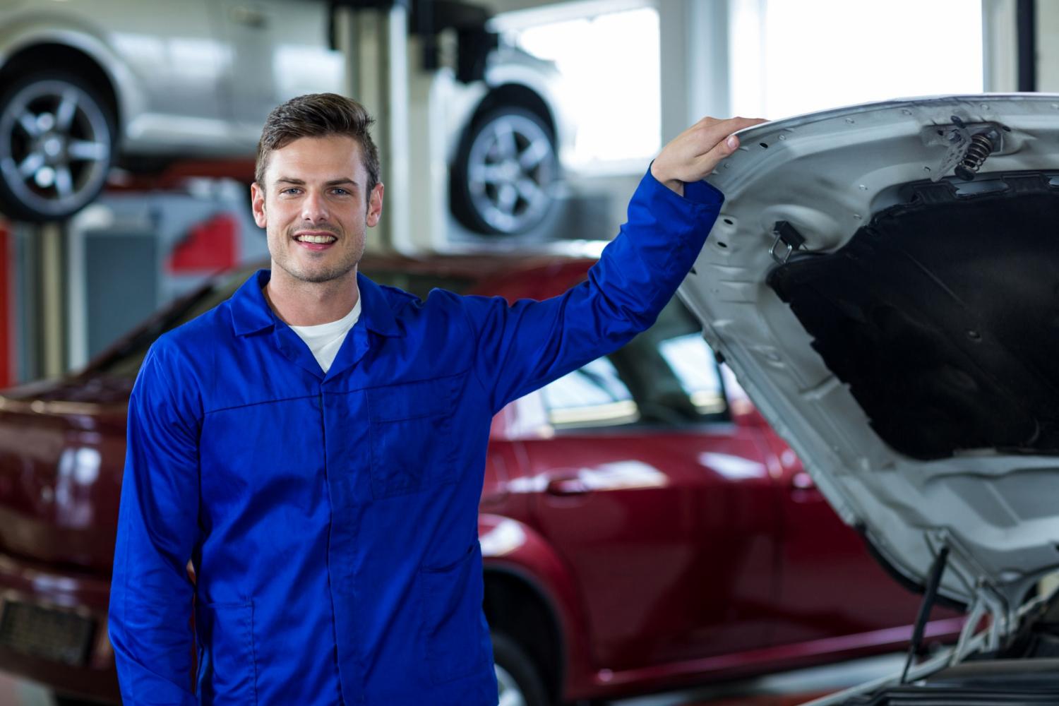 Expert emergency fuel recovery mechanic in Sydney looking at the camera, ready to fix wrong fuel cars Expert emergency fuel recovery mechanic in Sydney looking at the camera, ready to fix wrong fuel cars